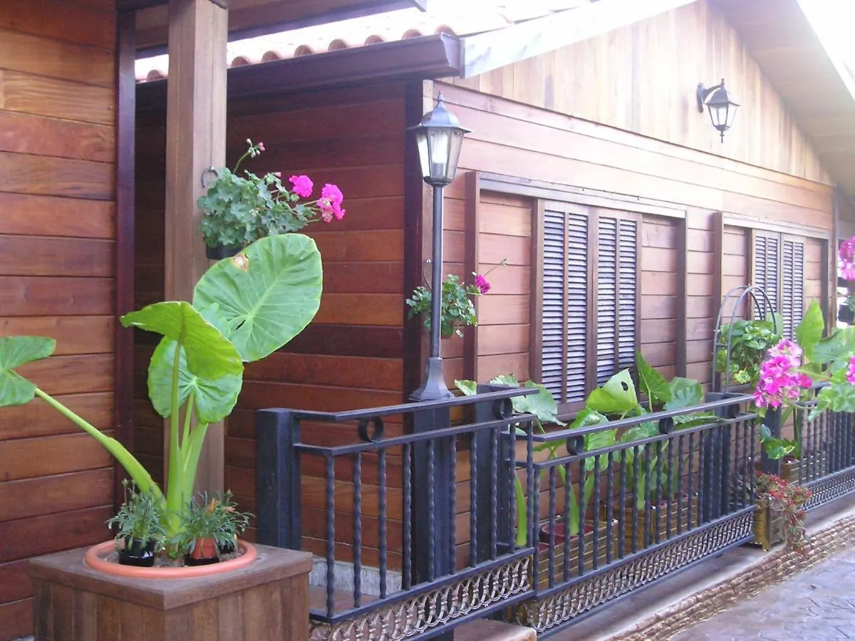 Cabanas Valle Verde Moya 2*,  スペイン