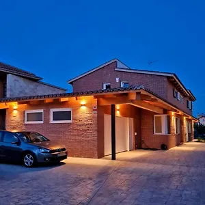 https://acogedora-suite-con-entrada-independiente.catalonia-hotels.com