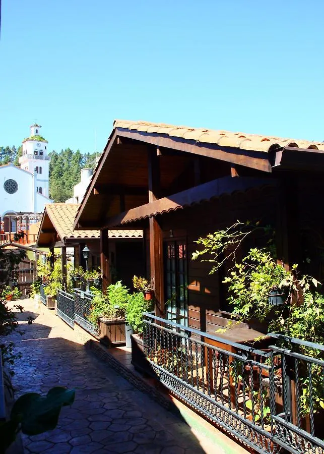 ** Bed & Breakfast Cabanas Valle Verde Moya  Spanien